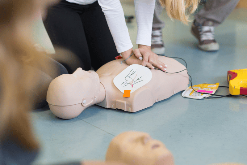 How to Ensure Cardiac Arrest and First Aid Readiness for Church and Volunteer Staff
